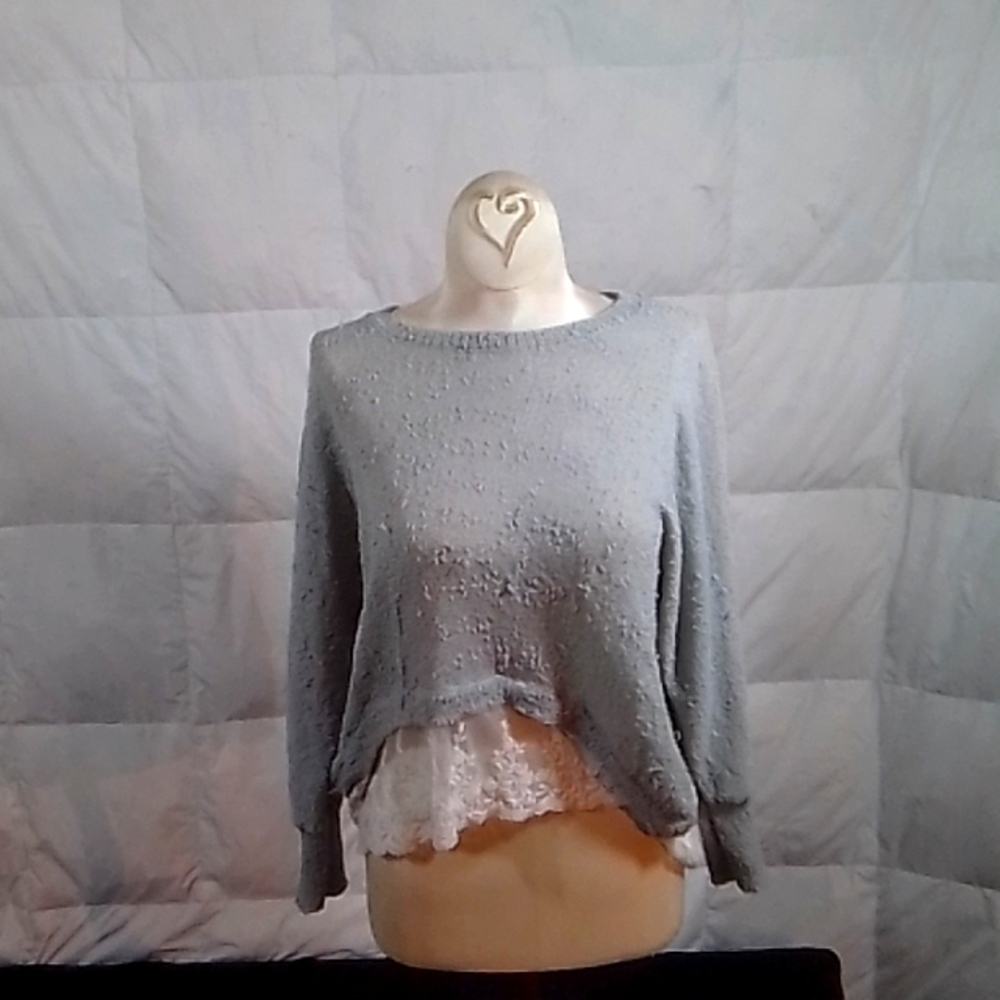 Eccentric gray sweat shirt from the cotten emporium